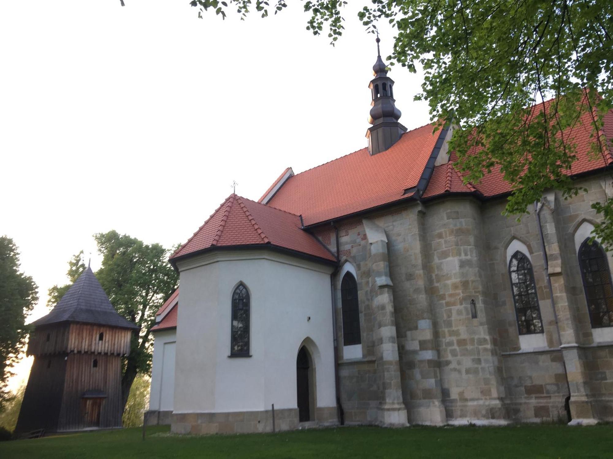 Villa Dom Pod Orzechem à Łapczyce Extérieur photo