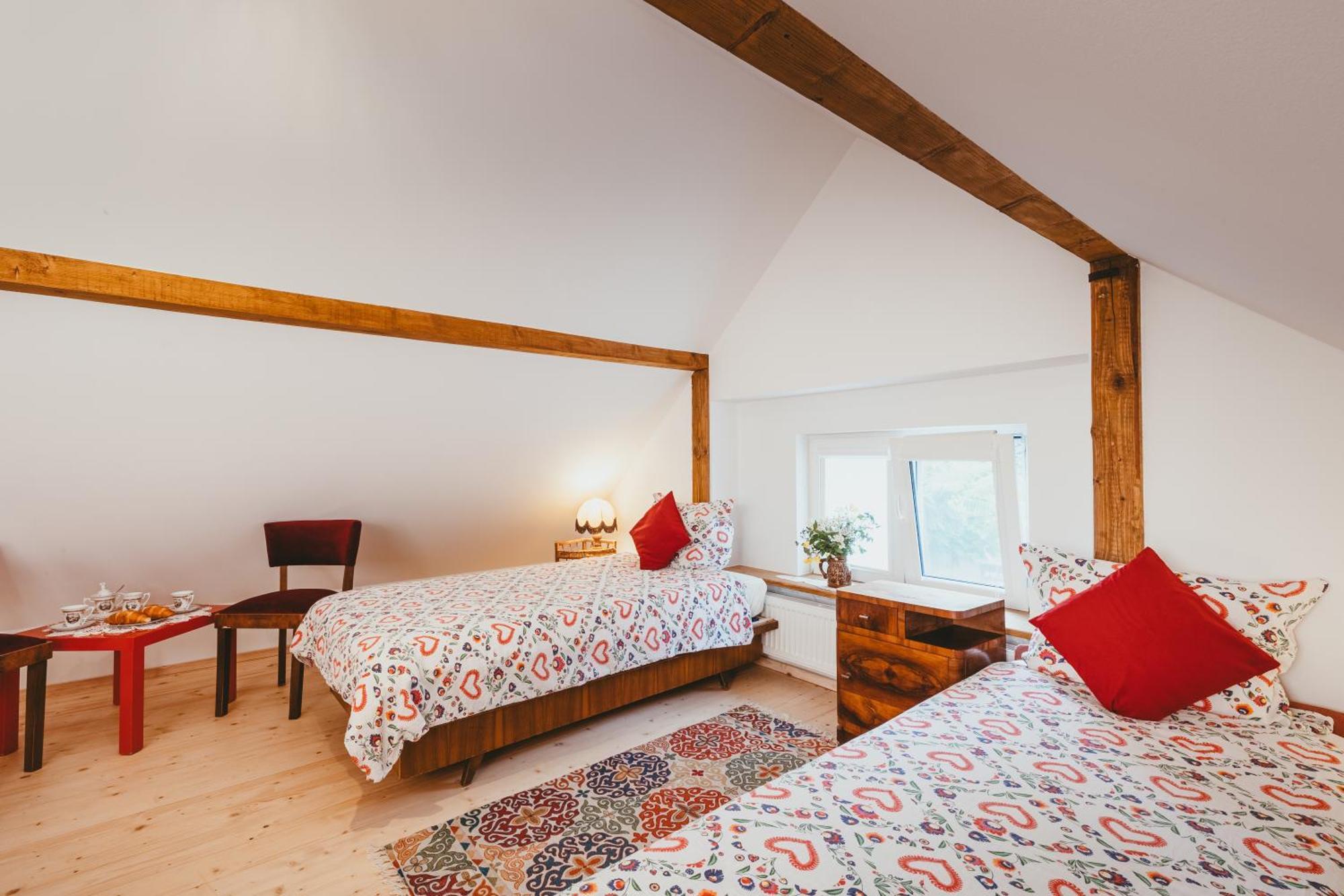 Villa Dom Pod Orzechem à Łapczyce Extérieur photo